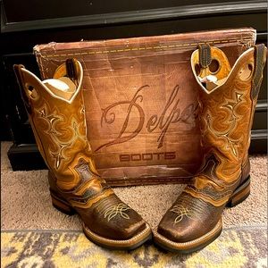Women’s Rodeo Boots size 6.5 by Delpos